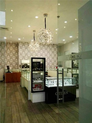 一點紅國外燈具店 經銷商展示照明藝術